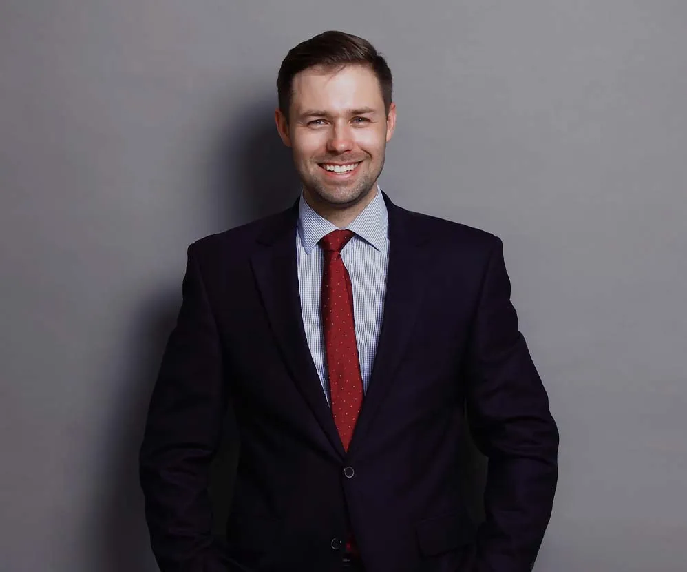 En tant que Chef d'Agence à Strasbourg pour Giovanni-Juvara, ma responsabilité principale est de garantir que notre agence fonctionne de manière optimale en supervisant les opérations quotidiennes, en encadrant les équipes et en développant des stratégies locales efficaces pour répondre aux besoins de nos clients et contribuer aux objectifs de l'entreprise.Mon engagement envers l'excellence opérationnelle et mon expérience approfondie dans la gestion de projets et la gestion d'agence témoignent de ma détermination à contribuer de manière significative à la croissance et au succès de Giovanni-Juvara.